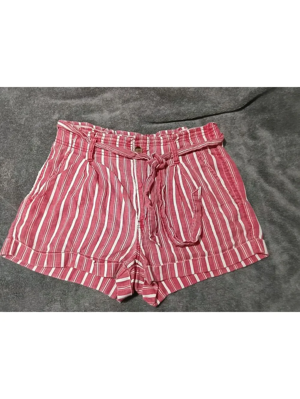 American Eagle Outfitters add fun